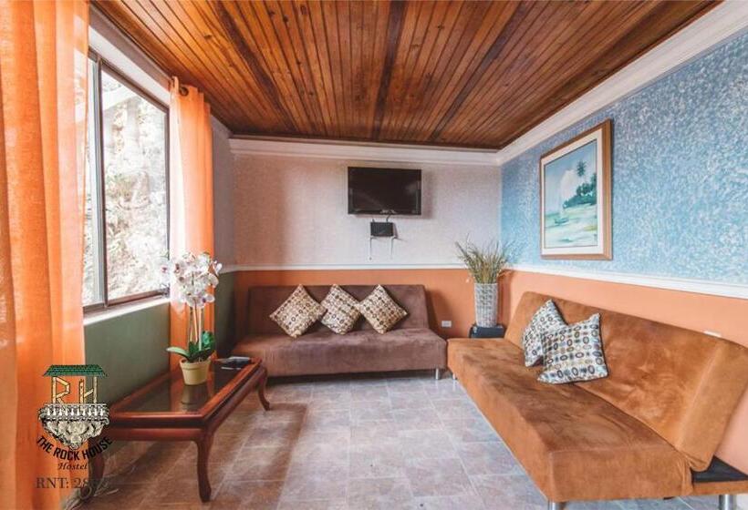 هاستل The Rock House Eco