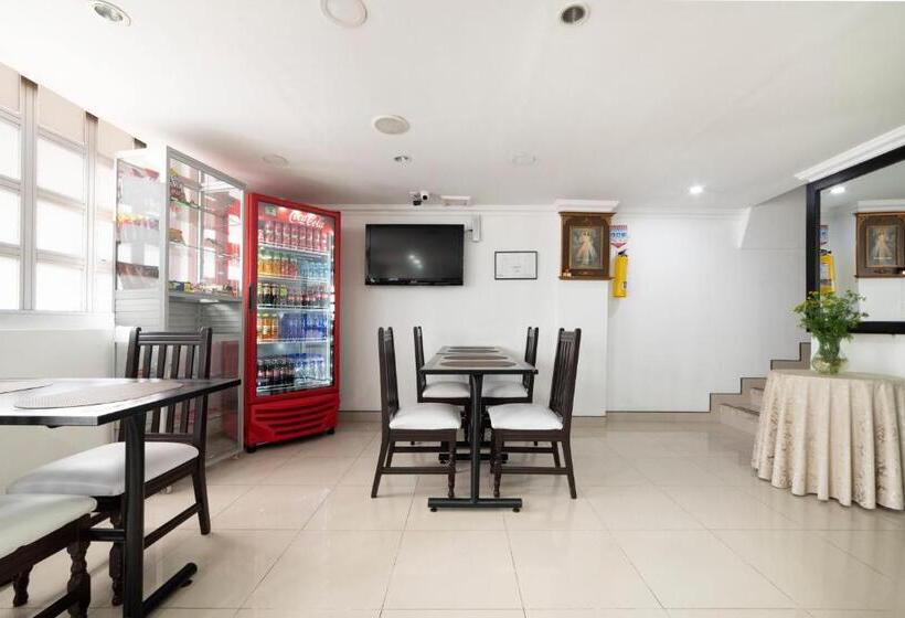 تختخواب و صبحانه Dorado 100