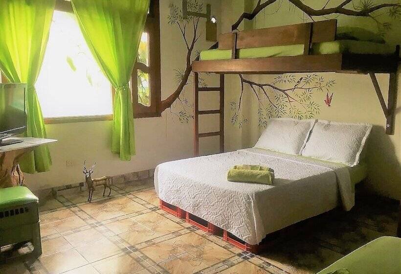 تختخواب و صبحانه Eco Hotel El Refugio De La Floresta