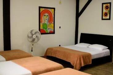 تختخواب و صبحانه Finca Hotel Loma Verde