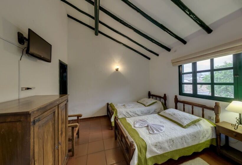 تختخواب و صبحانه Hospederia La Roca La Plaza Principal