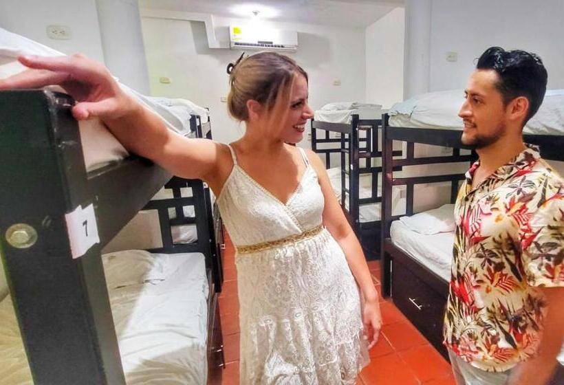 Fatima Hostel Santa Marta