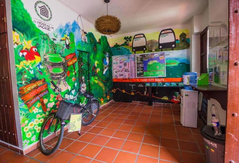 Fatima Hostel Santa Marta