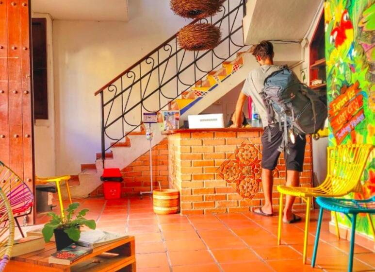 Fatima Hostel Santa Marta