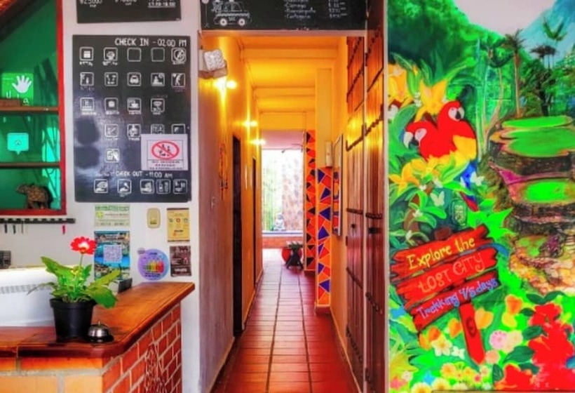 Fatima Hostel Santa Marta