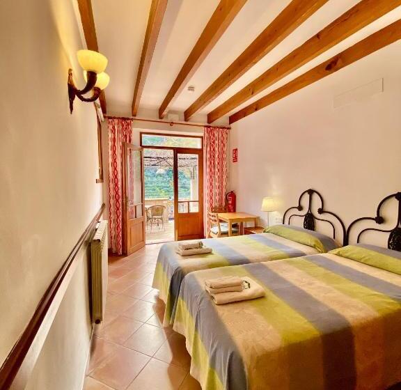 Hostal Villa Verde Adults Only