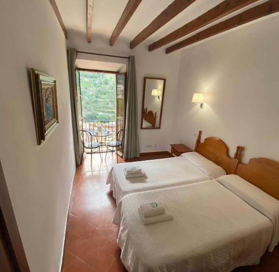 Hostal Villa Verde Adults Only