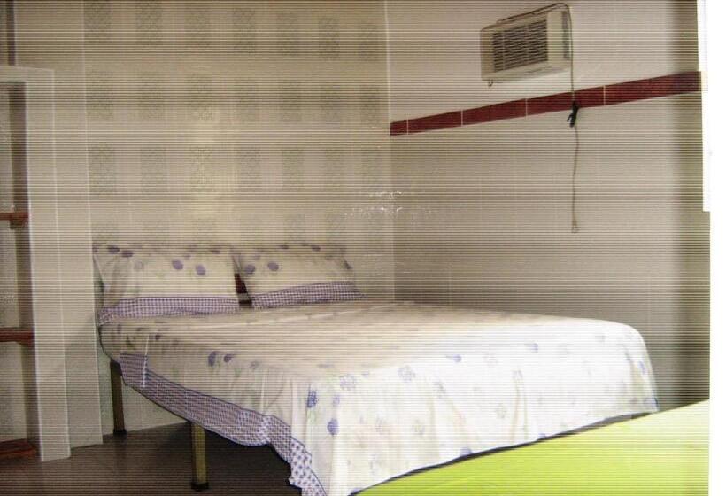 هتل Arpa De Aguas