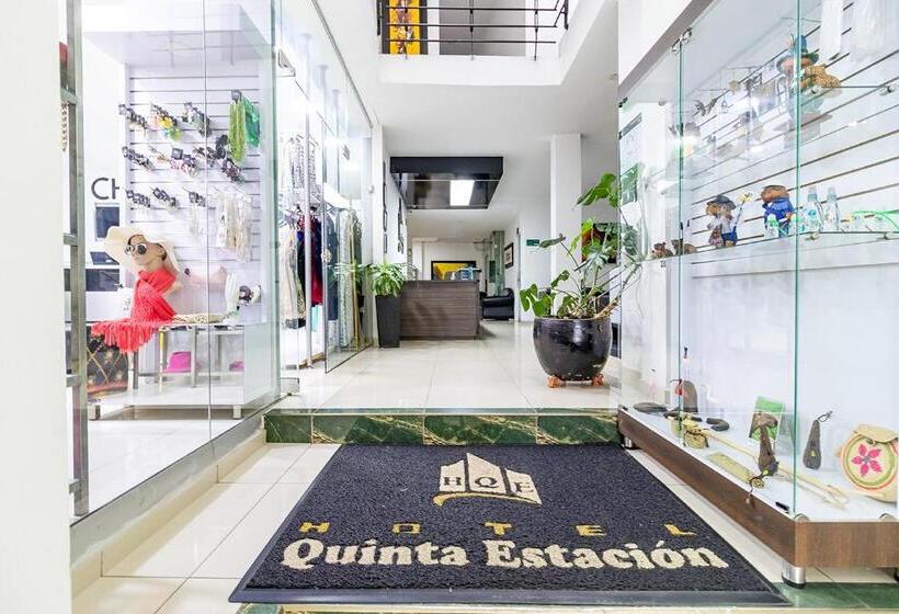 هتل Quinta Estacion