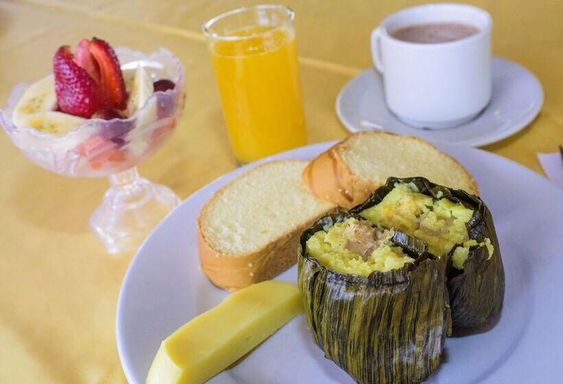 هتل Campestre El Santuario