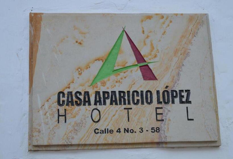 هتل Casa Aparicio Lopez