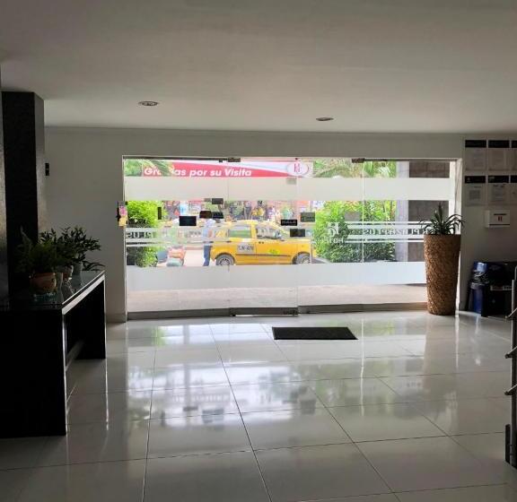 هتل Center Plaza Plus