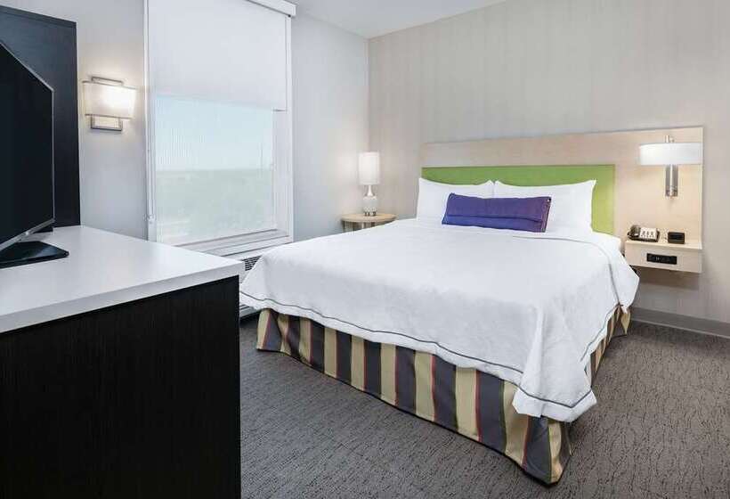 هتل Home2 Suites By Hilton Austin Airport
