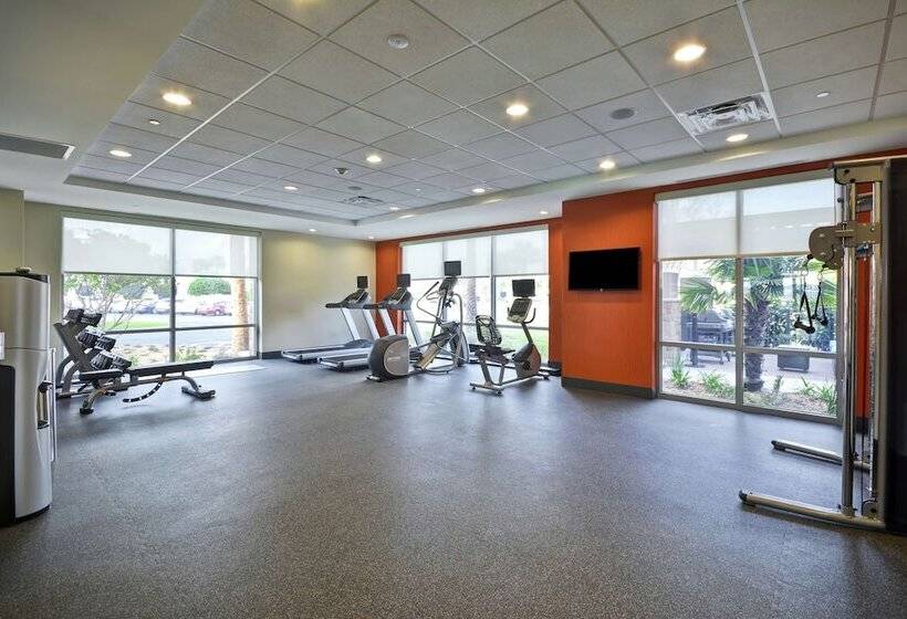 هتل Home2 Suites By Hilton  St. Simons Island