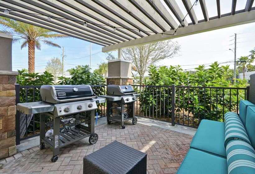 هتل Home2 Suites By Hilton  St. Simons Island
