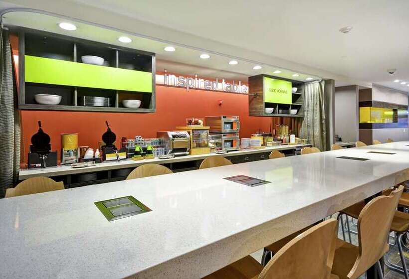 هتل Home2 Suites By Hilton  St. Simons Island