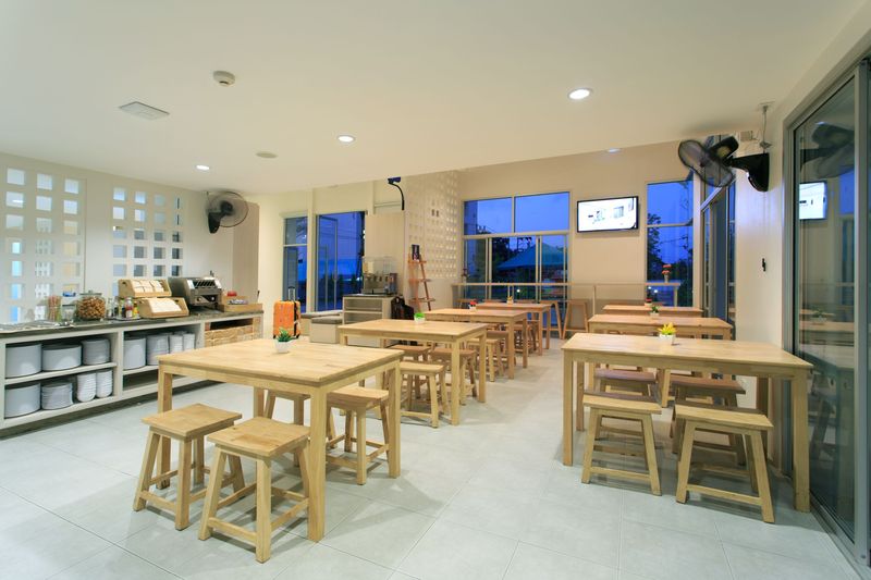 Fotos del hotel Recenta Suite Phuket Suanluang:  12