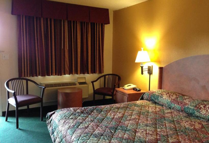 فندق University Inn And Suites