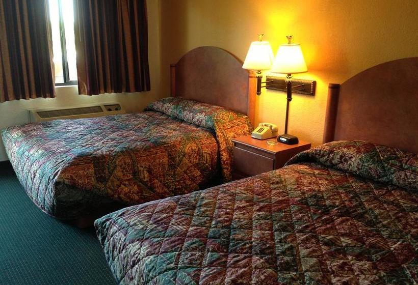 فندق University Inn And Suites