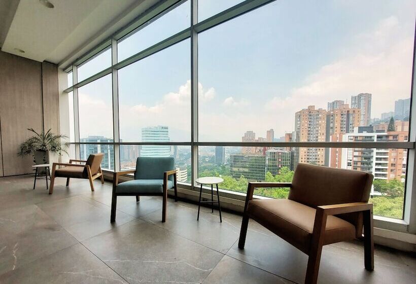 هتل Viaggio Medellin Grand Select