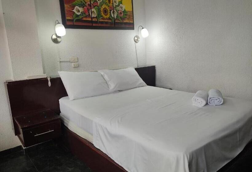 هتل Villa Del Rosario Nuevo