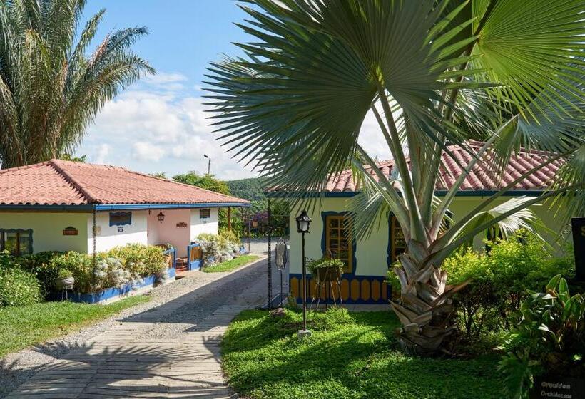 اقامتگاه Finca Hotel Los Girasoles