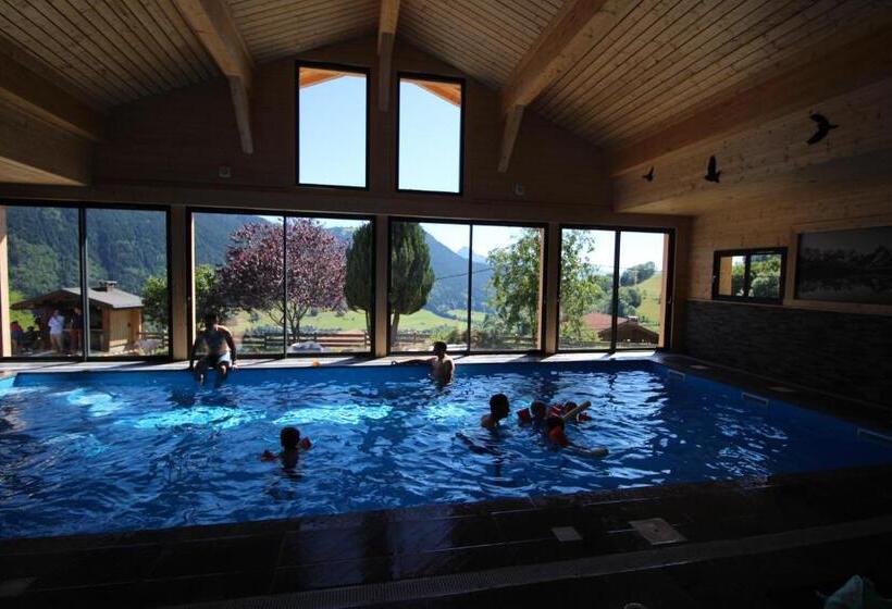 تختخواب و صبحانه Chalet Titlis