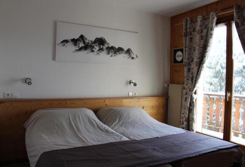 تختخواب و صبحانه Chalet Titlis