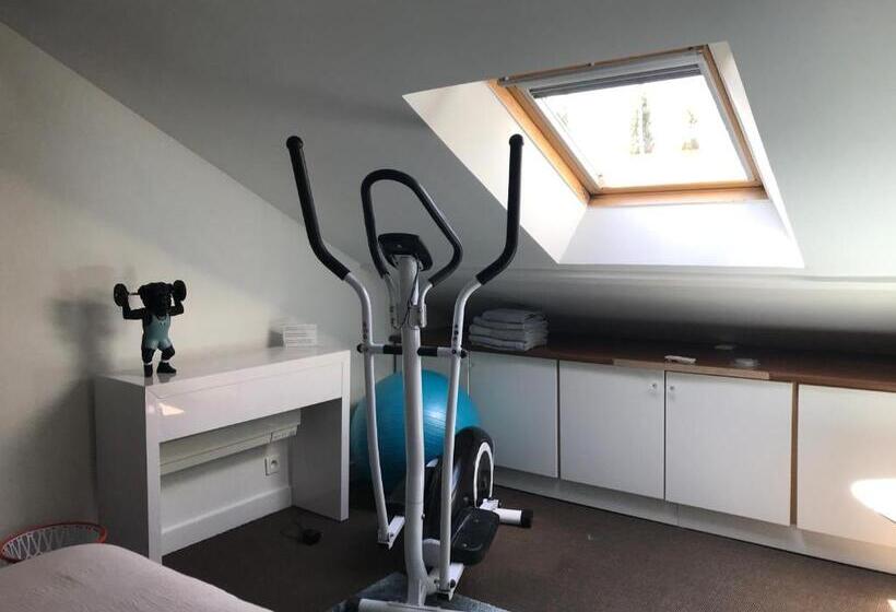 تختخواب و صبحانه Chambre D Hôtes Le Cadran Des Chauvelles