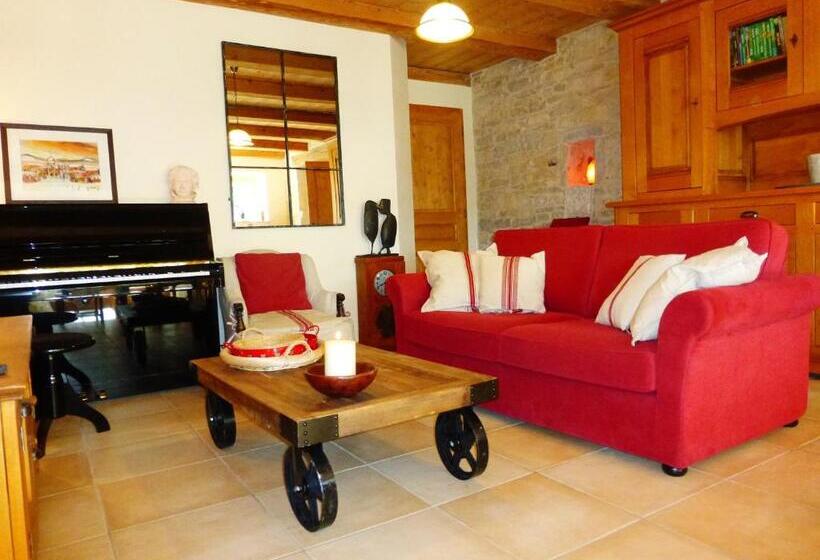 تختخواب و صبحانه Chambres D'hôtes Béred Vuillemin