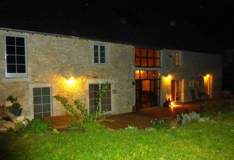 تختخواب و صبحانه Chambres D'hôtes Béred Vuillemin