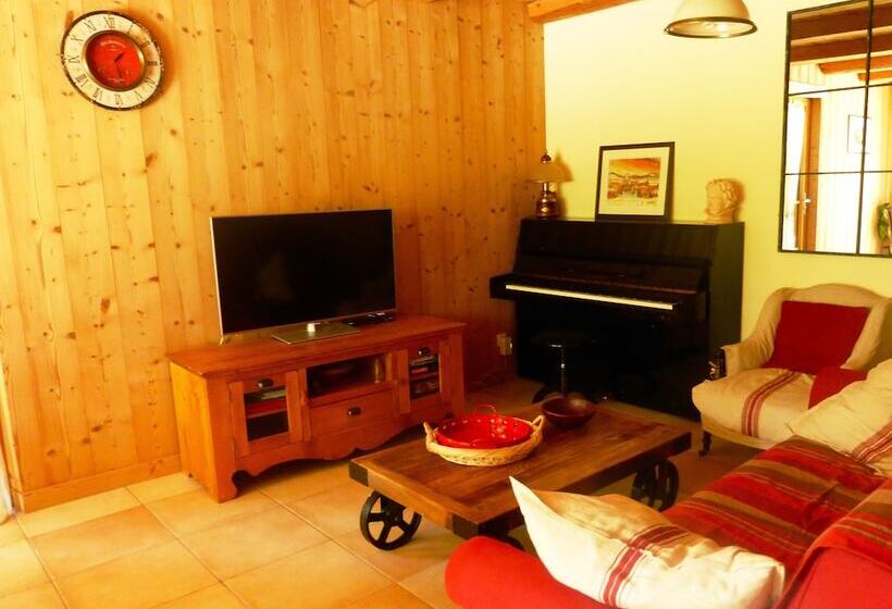 تختخواب و صبحانه Chambres D'hôtes Béred Vuillemin