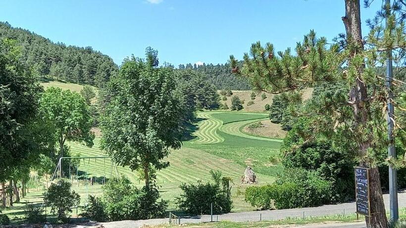 צימר Chez Louis Chambres D'hôtes à La Ferme