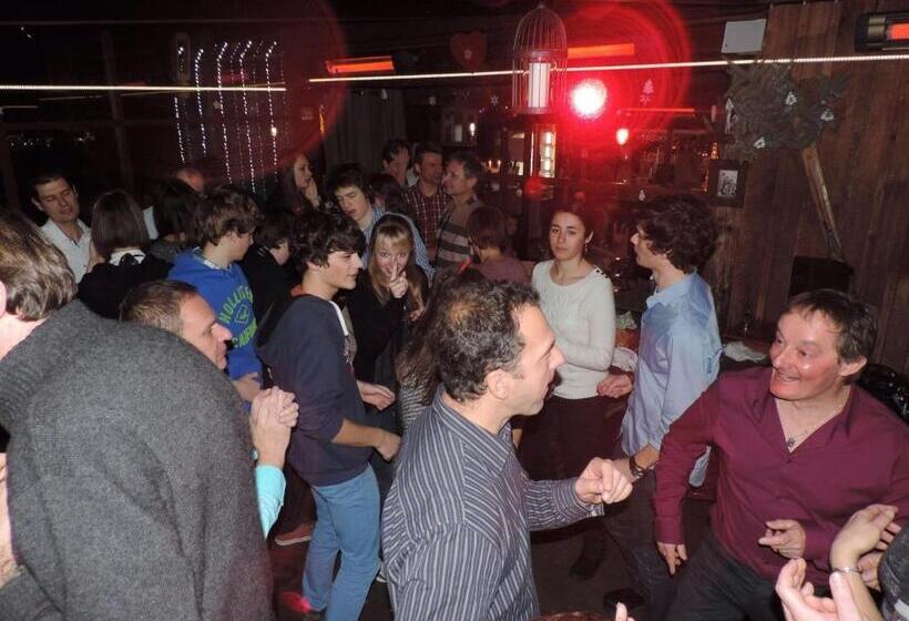 مبيت وإفطار La Bournerie