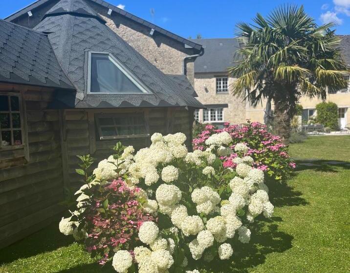 تختخواب و صبحانه La Naomath   Maison D Hôtes, Hébergement Insolite & Gîte