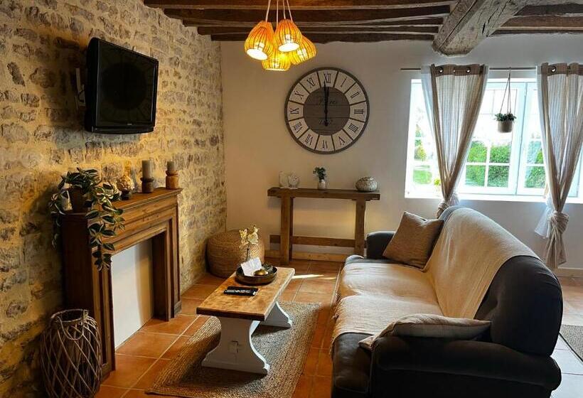 تختخواب و صبحانه La Naomath   Maison D Hôtes, Hébergement Insolite & Gîte