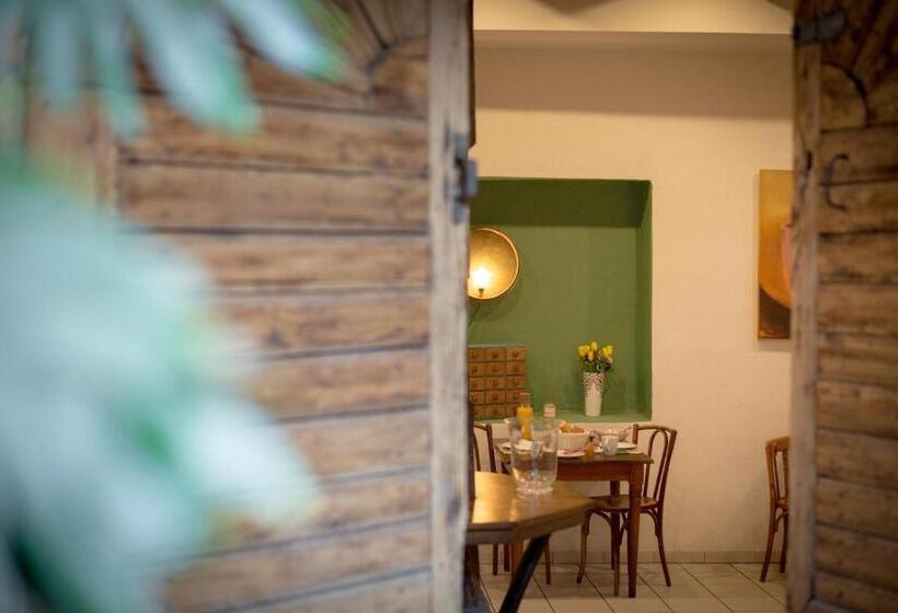 ベッドアンドブレックファースト Le Hameau D Eguisheim  Chambres D Hotes & Gites