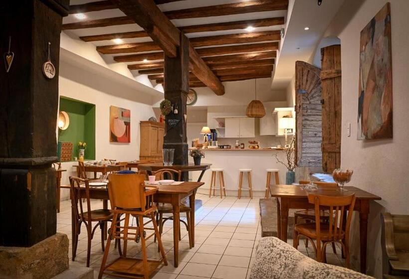 ベッドアンドブレックファースト Le Hameau D Eguisheim  Chambres D Hotes & Gites