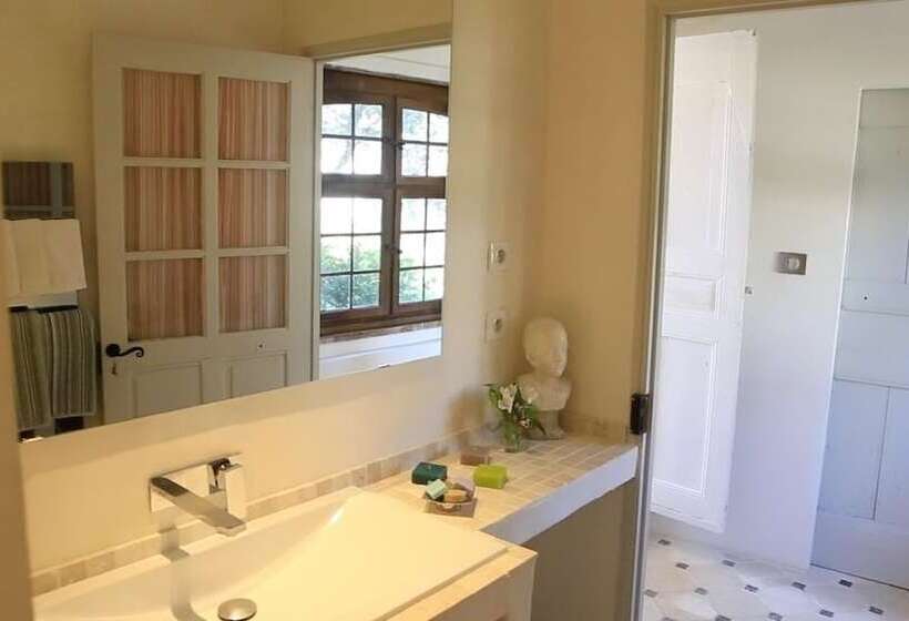 تختخواب و صبحانه Maison Orsini