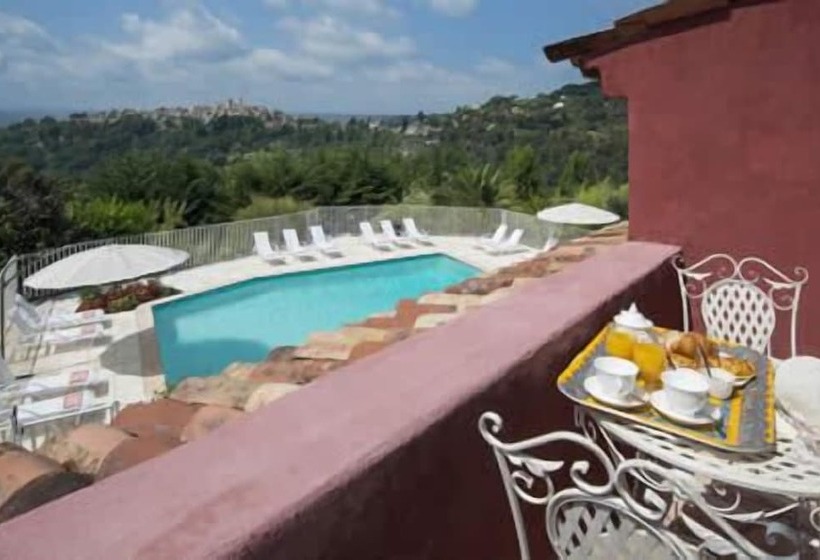 تختخواب و صبحانه Une Maison à Saint Paul De Vence