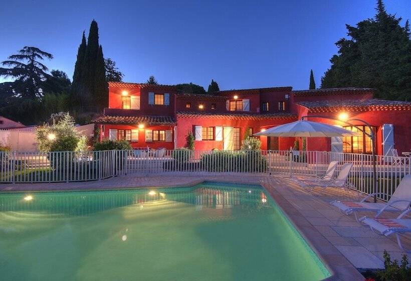 تختخواب و صبحانه Une Maison à Saint Paul De Vence