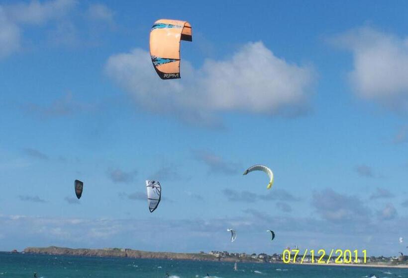 هتل De La Mer