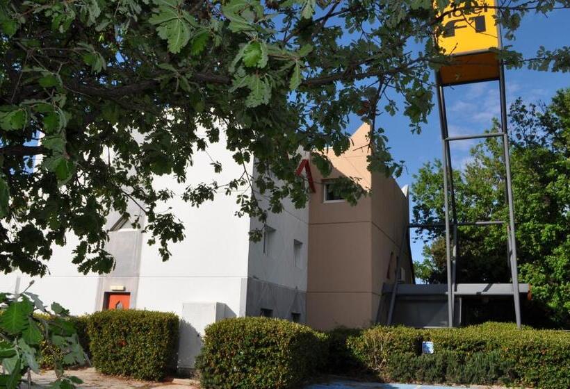 בית מלון כפרי Ibis Budget Le Cannet Des Maures