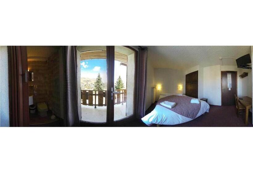 هتل Hôtel Les Gardettes