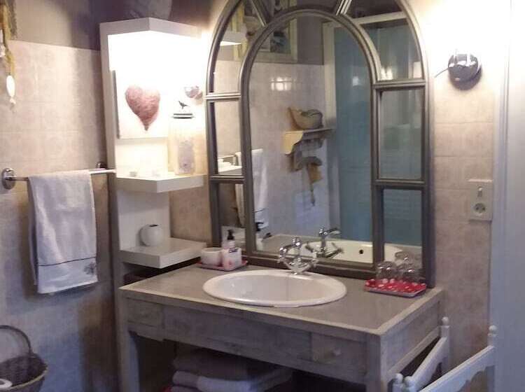 بنسيون Jardin Secret