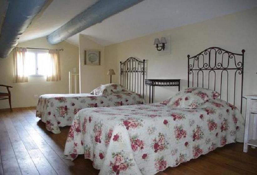 تختخواب و صبحانه La Bastide Des Anges