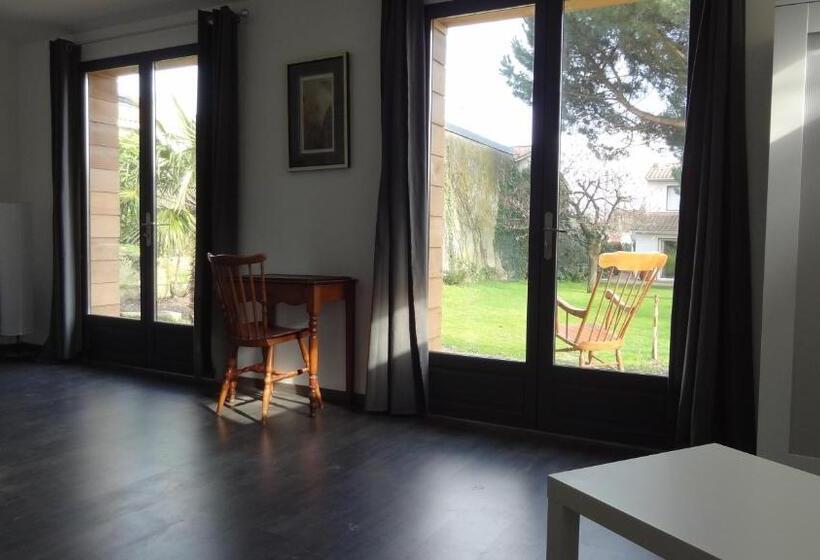 تختخواب و صبحانه Chambre D Hôtes Du Clos Bamboo