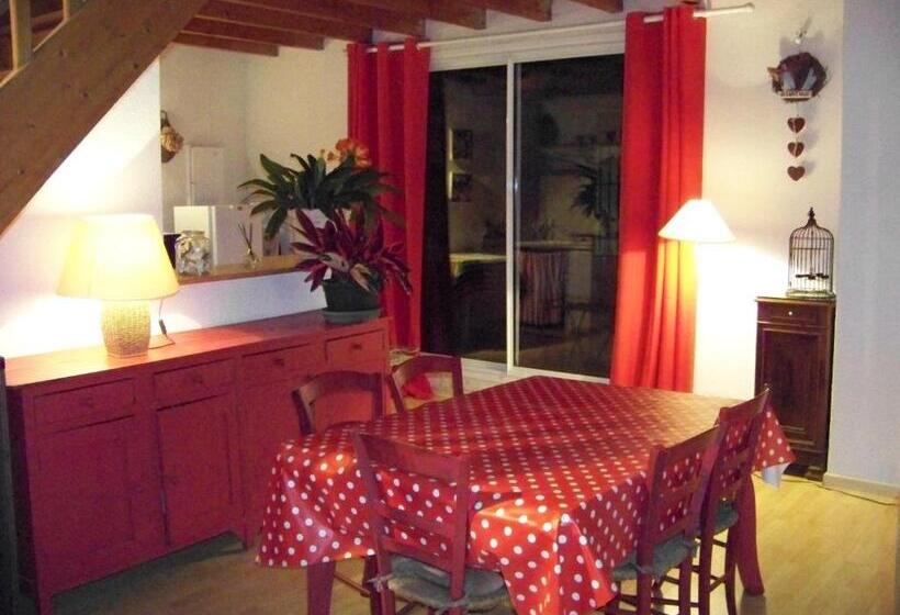 ベッドアンドブレックファースト La Maison Bleue De Sigean