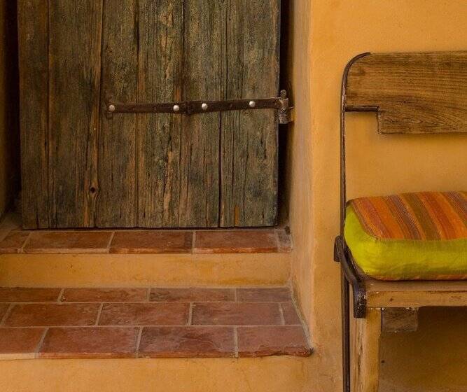 تختخواب و صبحانه Le Clos Bb