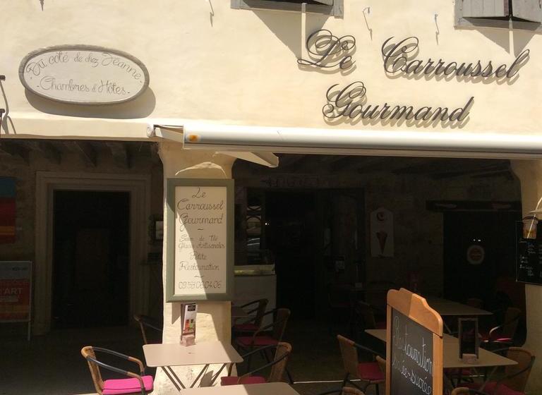 住宿加早餐  Du Côté De Chez Jeanne